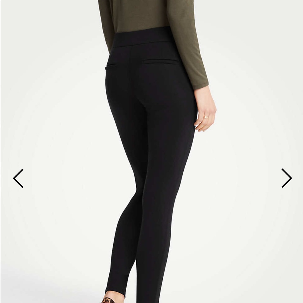 Navy stretch legging with side zip